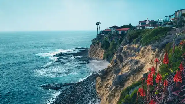 Orange County, California: the coastline